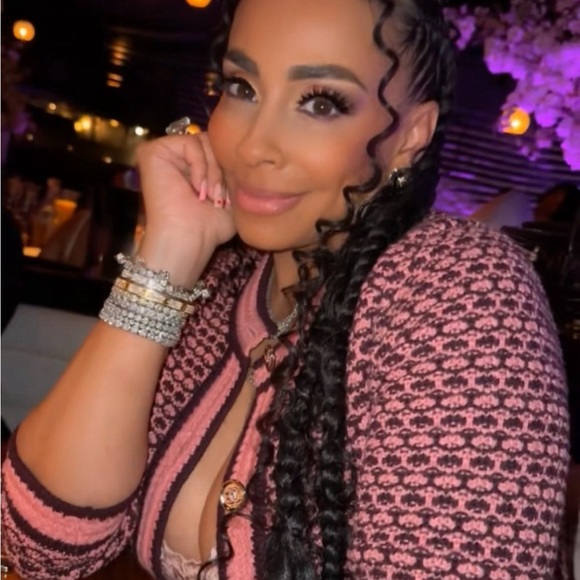 Meet your Posher, Melissia - Picture 6 of 7